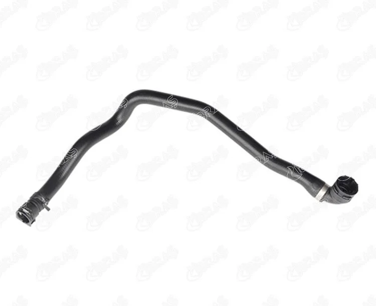 BMW E60LCI E61LCI N47 Radyatör Alt Hortumu 35198