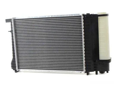 BMW E30 E36 E34 Radyatör Manuel Klimasız 8MK376717461