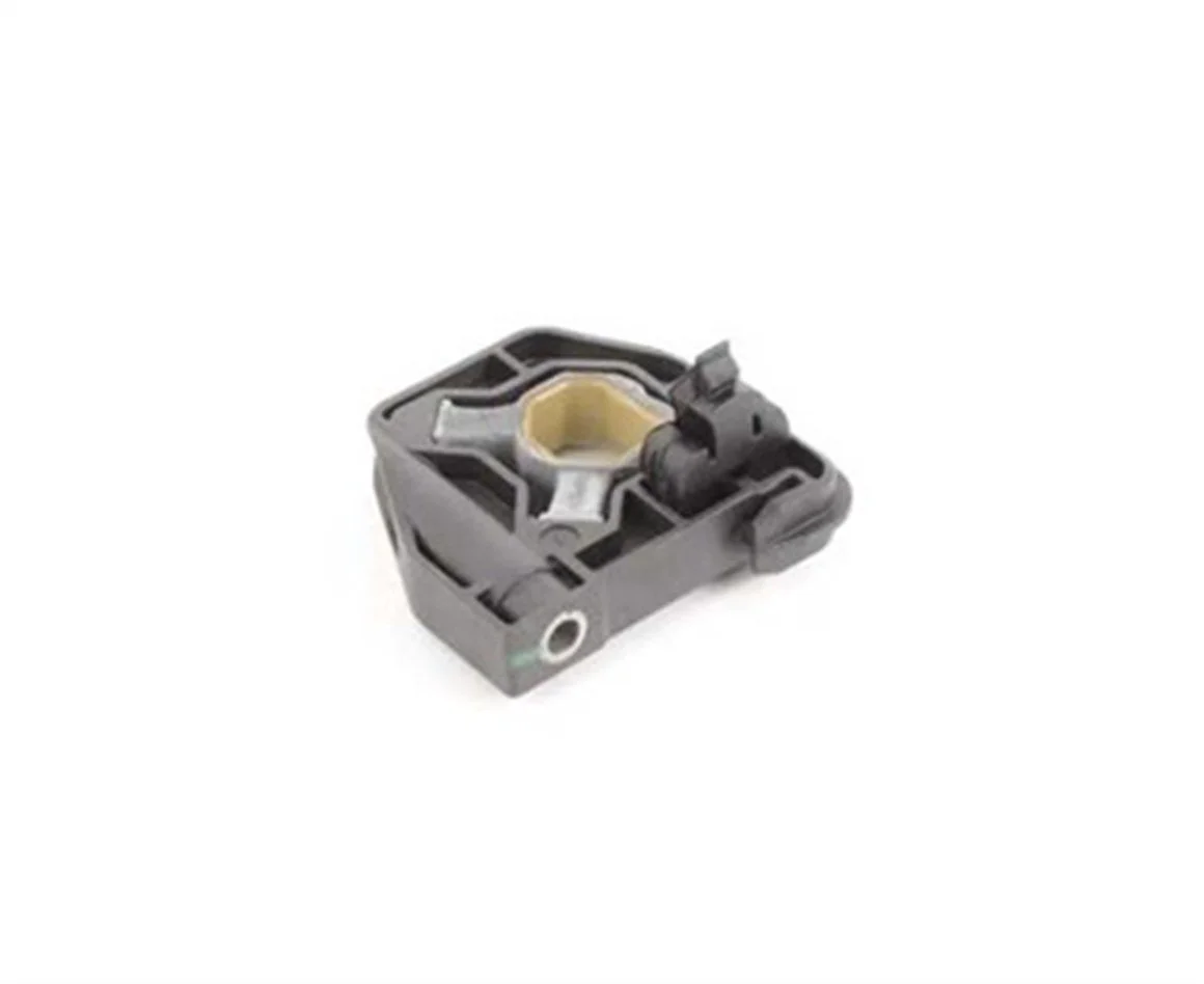 BMW F20 F21 F22 F23 F30 F31 F32 F33 F34 F36 Radyatör Braketi Sağ 8620733