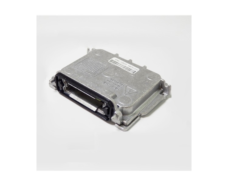 BMW E81 E82 E87 E88 Xenon Far Beyni 7180050